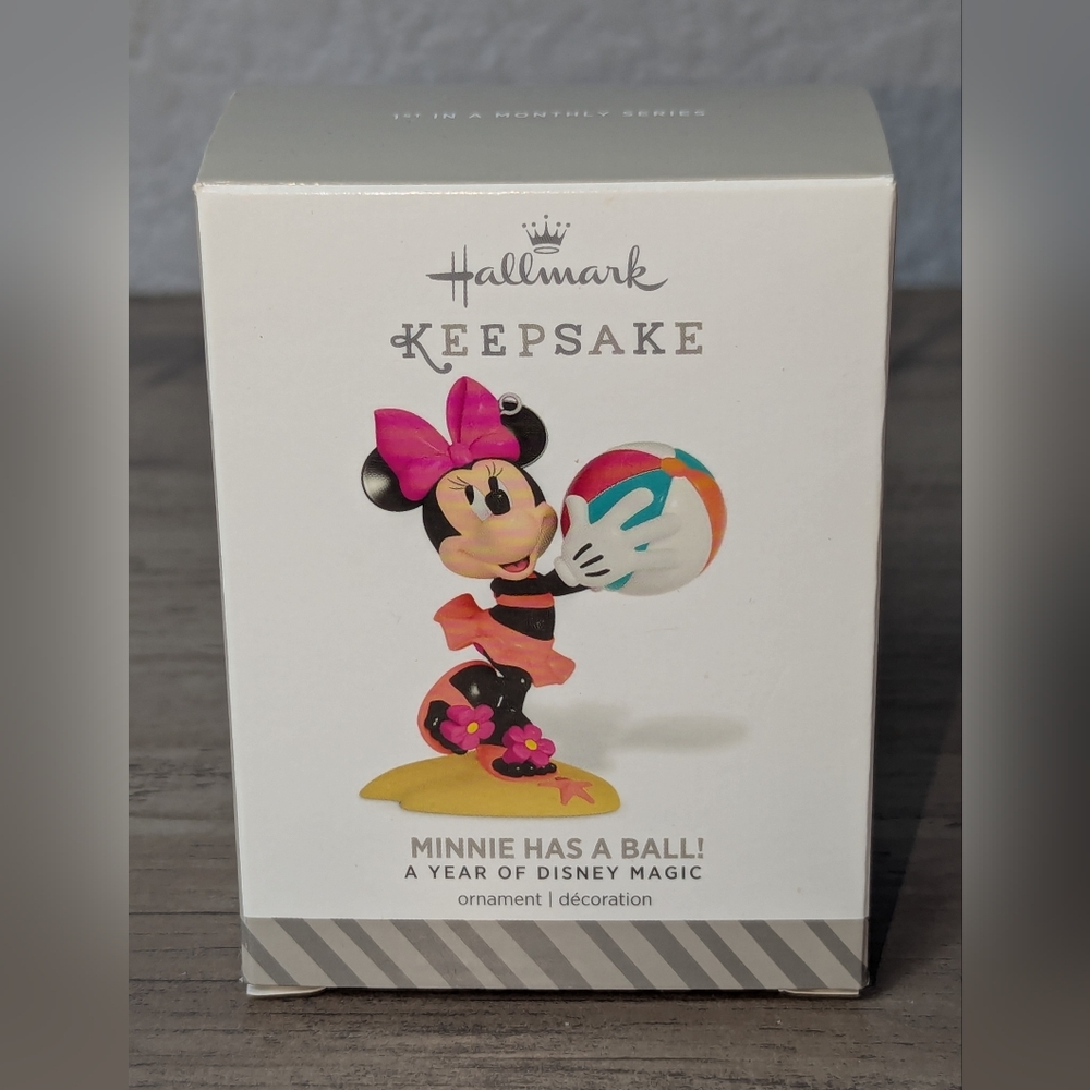 Hallmark Keepsake Ornament Minnie Has a Ball A Year of Disney Magic Christmas